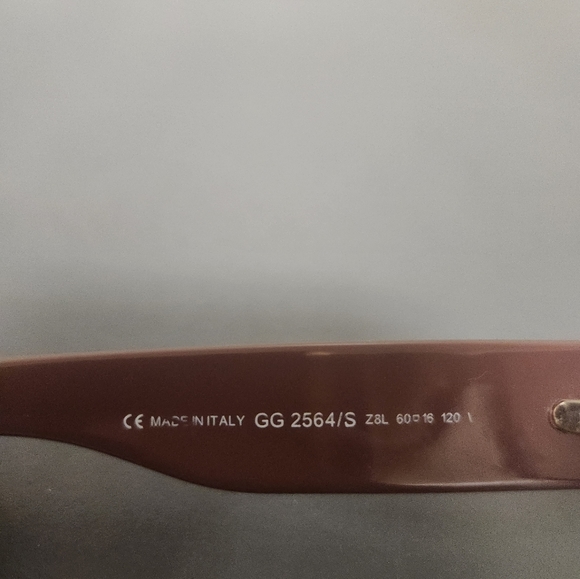 GUCCI Brown acetate Sunglasses with gradient lenses GG Logo Sign - Picture 7 of 7